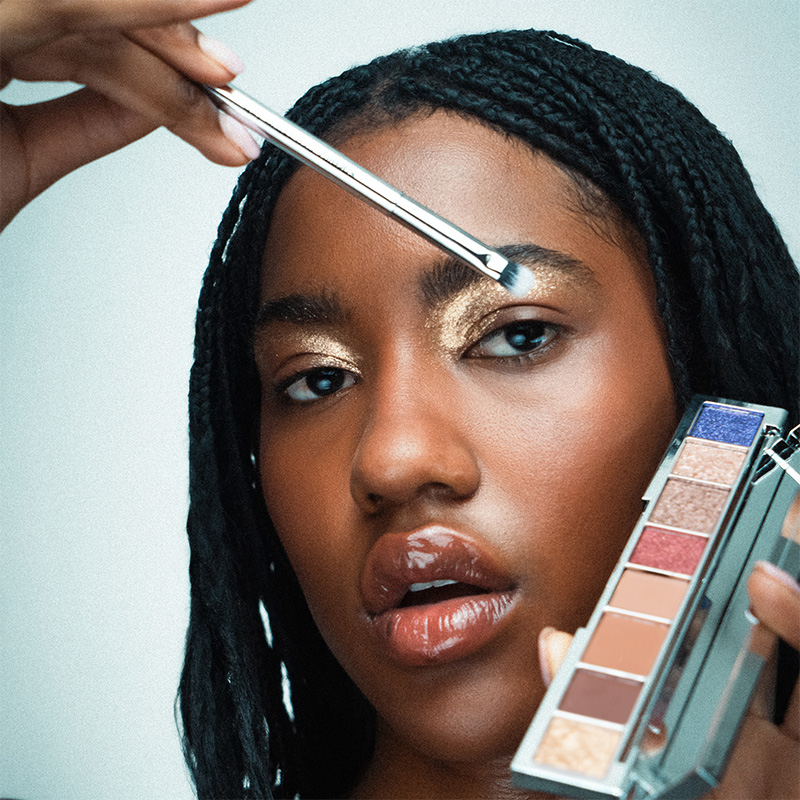 LA MIL SOMBRAS PALETA + BROCHA DUO (PALETA DE SOMBRAS)